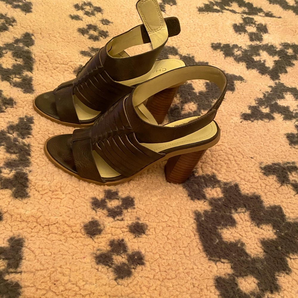 Cute Charles David brown high heel dress shoes